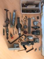 Oud gereedschap, magneten, ijzerwaren e.d., Ophalen