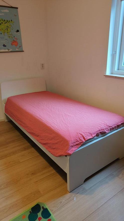Bedframe askvoll ikea, wit 90*200cm, Huis en Inrichting, Slaapkamer | Bedden, Gebruikt, Eenpersoons, 90 cm, Hout, Wit, Ophalen