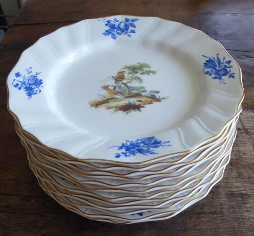 12 platte etensborden, Huis en Inrichting, Keuken | Servies, Zo goed als nieuw, Bord(en), Overige stijlen, Porselein, Ophalen of Verzenden