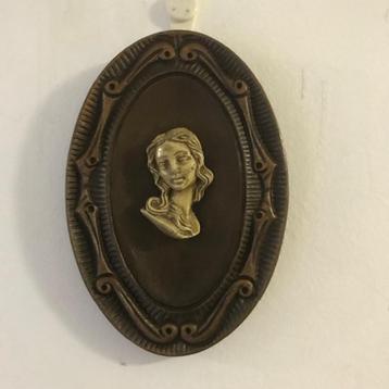 Retro / Vintage wandversiering jaren '60/'70 beschikbaar voor biedingen