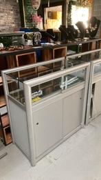 Tafelvitrine met onderkast, Ophalen, ., 50 tot 100 cm, Zo goed als nieuw