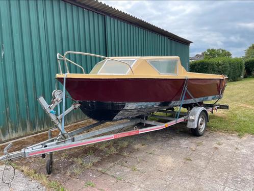 Boot nu gratis ophalen, Watersport en Boten, Motorboten en Motorjachten, Gebruikt, Polyester, Tot 6 meter, Benzine, Buitenboordmotor