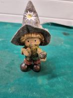 beeld herfts poppetje met denneappel, Ophalen of Verzenden