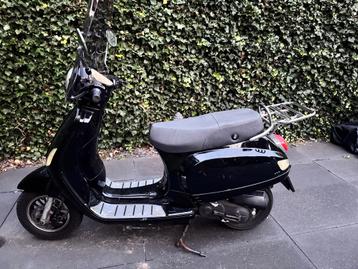 Te koop: Gerroe LB50 retro scooter, italiaanse stijl! beschikbaar voor biedingen