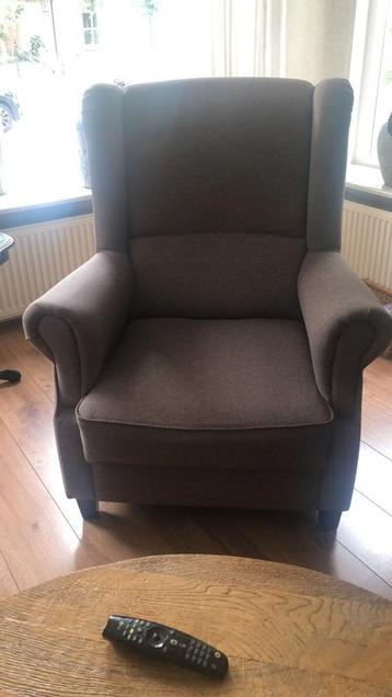 Fauteuil oorfauteuil beschikbaar voor biedingen