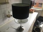 Lamp met een zwart stoffen lampenkap, Huis en Inrichting, Lampen | Lampenkappen, Gebruikt, Zwart, Rond, Ophalen of Verzenden