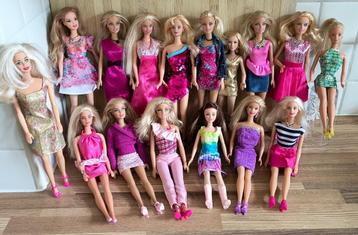 16 Barbies van Mattel beschikbaar voor biedingen