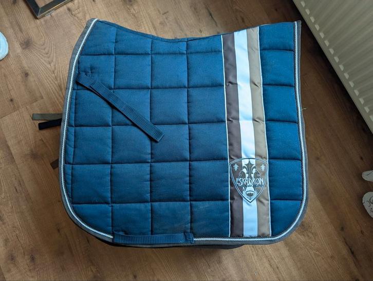 Heel veel dekjes! Eskadron, Equestrian Stockholm, Anky etc, Dieren en Toebehoren, Paarden en Pony's | Dekens en Dekjes, Nieuw