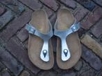 BIRKENSTOCK GIZEH ZILVER 38 NIEUWSTAAT GRATIS VERZENDING, Kleding | Dames, Schoenen, Slippers, Overige kleuren, Nieuw, Ophalen of Verzenden