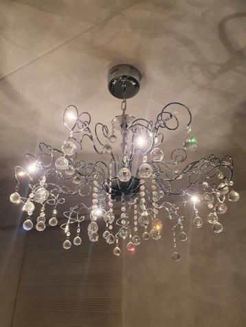 Prachtige Kristallen Lamp beschikbaar voor biedingen