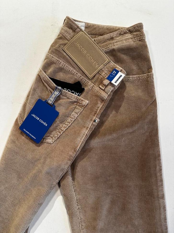 5 pocket rib broek van Jacob Cohen. Maat 31 model Nick Slim, Kleding | Heren, Broeken en Pantalons, Nieuw, Maat 46 (S) of kleiner