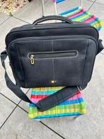 Case Logic 15 inch Laptoptas - Zo goed als nieuw!, Computers en Software, Laptoptassen, Ophalen, 15 inch, Zo goed als nieuw, Schoudertas