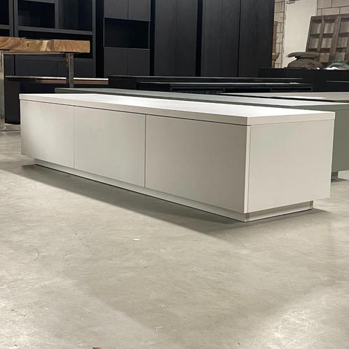 Tv dressoir mat zandgrijs 180cm design zwevend **Sale**, Huis en Inrichting, Kasten | Dressoirs, Zo goed als nieuw, 200 cm of meer