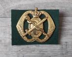 Baretembleem Geneeskundige dienst, Verzamelen, Ophalen of Verzenden, Landmacht, Nederland, Embleem of Badge
