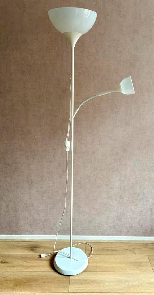 Staande lamp met flexibele leeslamp, Huis en Inrichting, Lampen | Vloerlampen, Zo goed als nieuw, 150 tot 200 cm, Ophalen