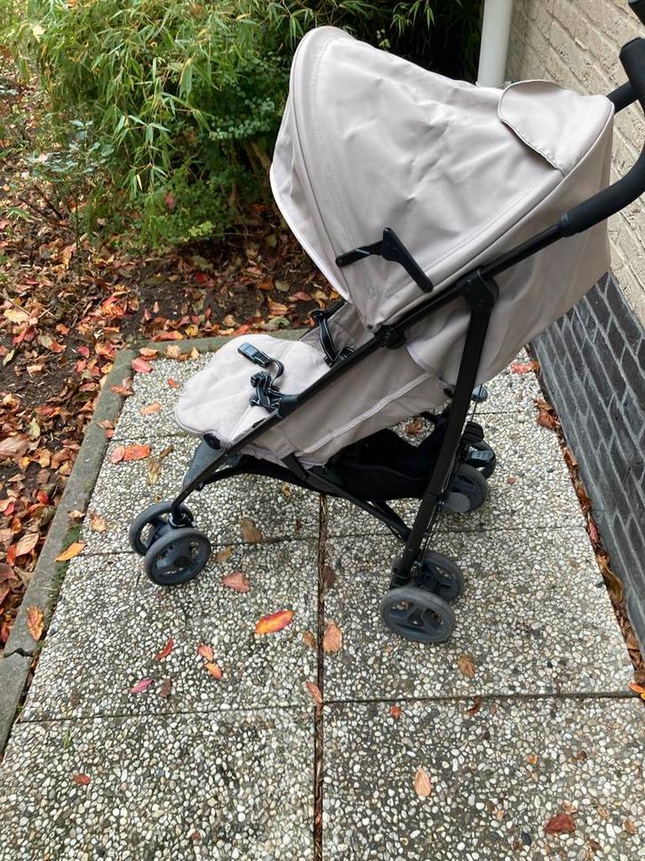 Joie Lichtgewicht buggy, Kinderen en Baby's, Buggy's, Gebruikt, Overige merken, Verstelbare rugleuning, Ophalen