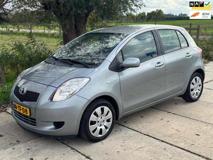 Toyota Yaris 1.3 VVTi Sol MMT 2006 AUTOMAAT/AIRCO/ELEKRAMEN/, Auto's, Toyota, Bedrijf, Te koop, Yaris, ABS, Airbags, Airconditioning