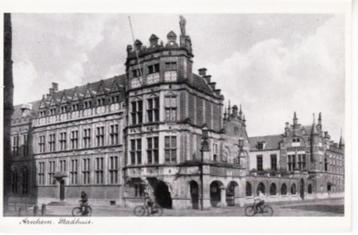 ARNHEM,- Stadhuis.  01-10 beschikbaar voor biedingen
