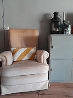 Prachtige oude fluwelen poeder crème fauteuil zo mooi!!!€20, Ophalen of Verzenden, Zo goed als nieuw