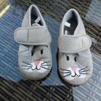 Slofjes, Kinderen en Baby's, Babykleding | Schoentjes en Sokjes, Ophalen of Verzenden, Zo goed als nieuw, Jongetje of Meisje, Slofjes