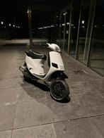 Type 1 70 cc vers, Fietsen en Brommers, Scooters | Piaggio, Ophalen, Zo goed als nieuw, Benzine, Maximaal 25 km/u