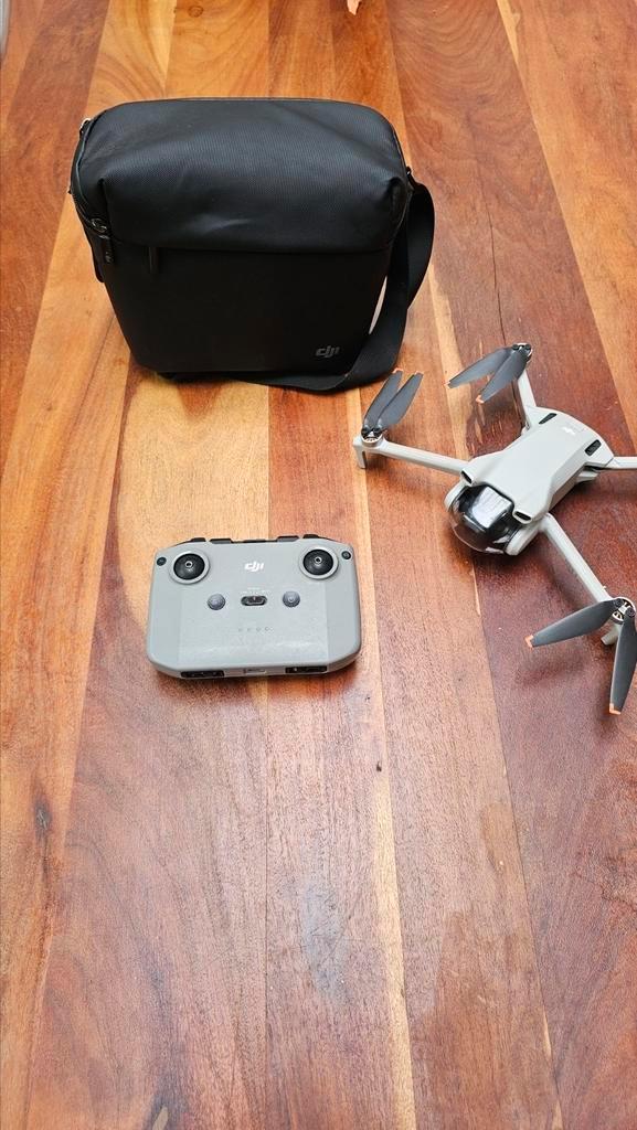 DJI Mini 3 - Drone - goede staat, Audio, Tv en Foto, Drones, Gebruikt, Drone met camera, Ophalen of Verzenden