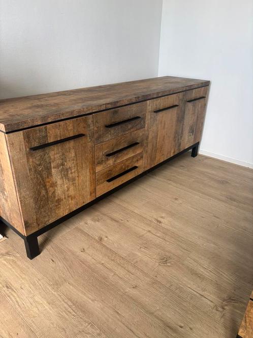 Dressoir merk ATRIO, Huis en Inrichting, Kasten | Dressoirs, Zo goed als nieuw, 150 tot 200 cm, 25 tot 50 cm, Ophalen