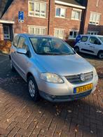 Volkswagen Fox 1.4 55KW 2006 Grijs, Auto's, Voorwielaandrijving, 15 km/l, 4 stoelen, Origineel Nederlands