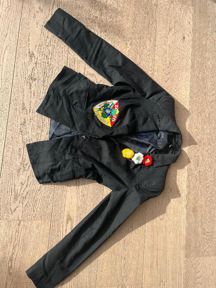 Oeteldonk Jasje met emblemen - maat 34/36, Kleding | Dames, Carnavalskleding en Feestkleding, Zo goed als nieuw, Kleding, Carnaval