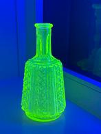 Uranium Scailont karaf, Antiek en Kunst, Antiek | Glas en Kristal, Ophalen of Verzenden