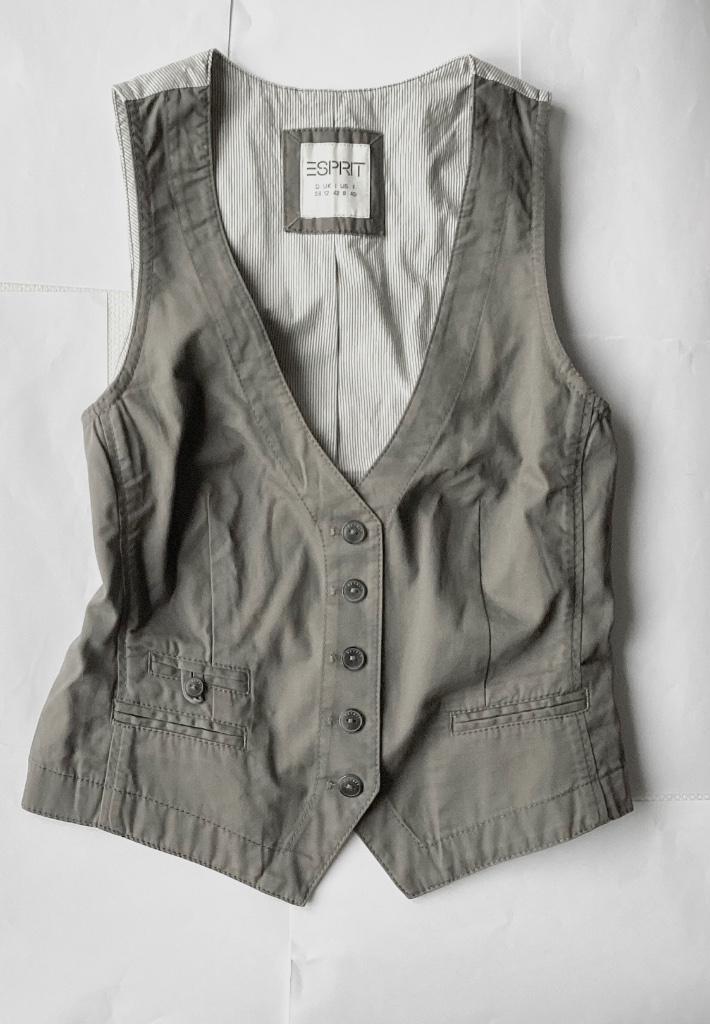 Mooi ESPRIT Gilet Jasje mt M, Kleding | Dames, Jasjes, Kostuums en Pakken, Nieuw, Jasje, Maat 38/40 (M), Groen, Ophalen
