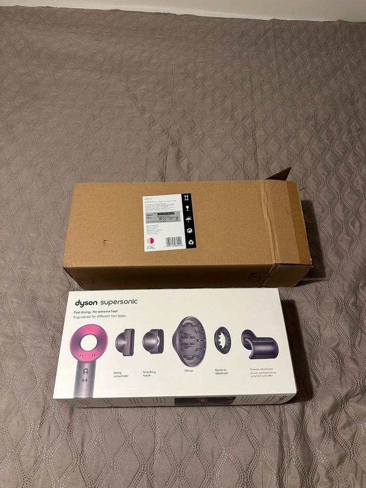 Dyson Supersonic föhn (nieuw in doos), Witgoed en Apparatuur, Persoonlijke-verzorgingsapparatuur, Nieuw, Haarverzorging, Ophalen of Verzenden