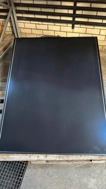 For Sale: 60 Solar Panels – €30 Each  Selling 60 solar pane beschikbaar voor biedingen