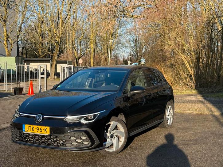 Volkswagen Golf 8 1.4 Ehybrid 245pk DSG 2022 Zwart, Auto's, Volkswagen, Particulier, Golf, Hybride Elektrisch/Benzine, Plug-in hybride