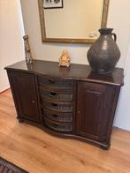 Donkerbruin dressoir, Ophalen, 100 tot 150 cm, 25 tot 50 cm, Met deur(en)