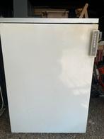 Koelkast met vriesvak, 150 tot 200 liter, Gebruikt, 45 tot 60 cm, Met vriesvak