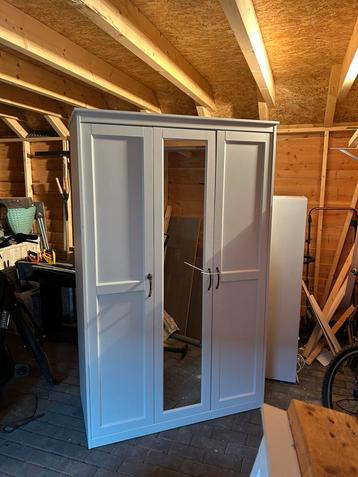 Kledingkast IKEA Songesand