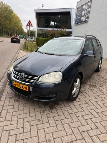 Volkswagen Golf 1.6 Trendline 75KW Variant 2008 Grijs beschikbaar voor biedingen