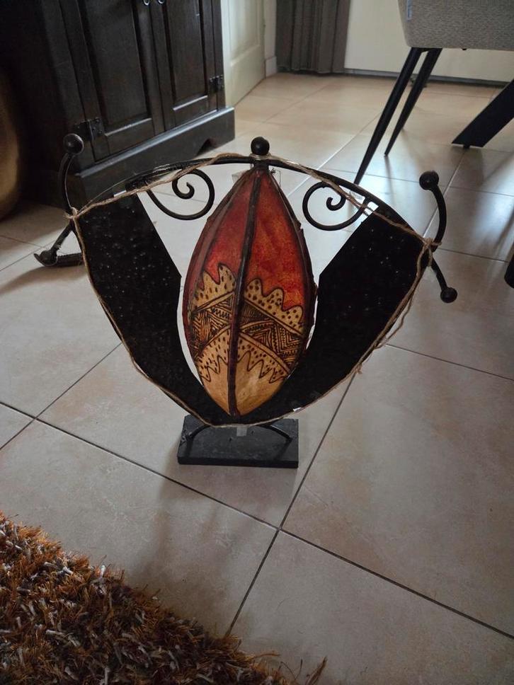 Decoratieve Lamp met Afrikaans Motief, Huis en Inrichting, Lampen | Vloerlampen, Ophalen of Verzenden