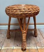 Vintage kruk krukje van rotan, Ophalen of Verzenden, Zo goed als nieuw, Hout