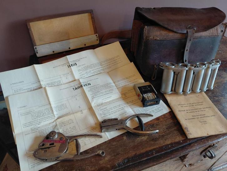 Oude MIVB Conducteurstas met wisselautomaat, Antiek en Kunst, Curiosa en Brocante, Ophalen of Verzenden