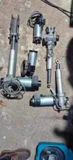 Servomech DCM82 lineaire motor, Ophalen of Verzenden, Gebruikt, Elektromotor, 1800 rpm of meer