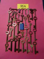 35 X OUDE ANTIEKE SLEUTELS SLEUTEL SLOT DEUR MEUBEL SLOT, Antiek en Kunst, Curiosa en Brocante, Ophalen of Verzenden