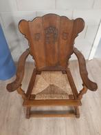 Mooie stoel met houtsnijwerk, Ophalen of Verzenden