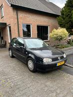 Volkswagen Golf 2.0 85KW 2004 Zwart, Auto's, Stof, Zwart, 4 cilinders, 1984 cc