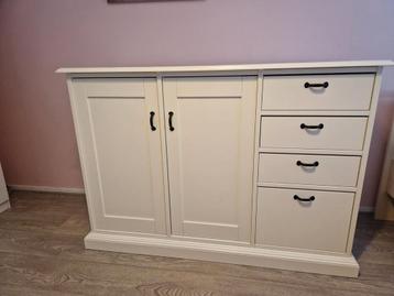 Robuuste Kidsfactory Commode met veel opbergruimte beschikbaar voor biedingen