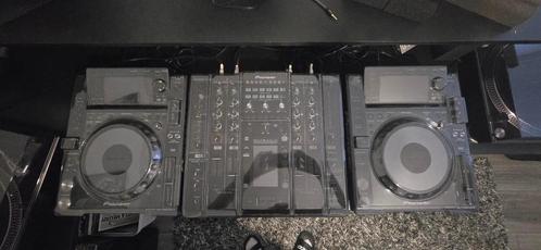 2x CDJ 2000 NEXUS + DJM 2000 NEXUS + decksavers, Muziek en Instrumenten, Dj-sets en Draaitafels, Zo goed als nieuw, Dj-set, Pioneer