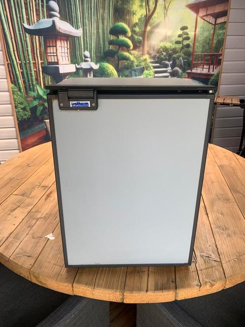Isotherm cr42 compressor koelkast, Witgoed en Apparatuur, Koelkasten en IJskasten, Gebruikt, Met vriesvak, Minder dan 75 liter