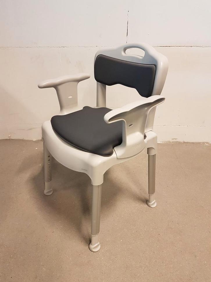 Postoel, douchestoel en toiletverhoger in één !, Diversen, Verpleegmiddelen, Ophalen of Verzenden