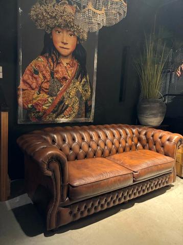 Orginele Engelse Chesterfield Springvale  Bank beschikbaar voor biedingen